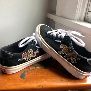 Low top Vans